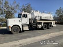 Vactor Unit center mounted on 1993 Peterbilt 375 T/A Vactor Truck Runs Moves & Operates, 2000 Gallon