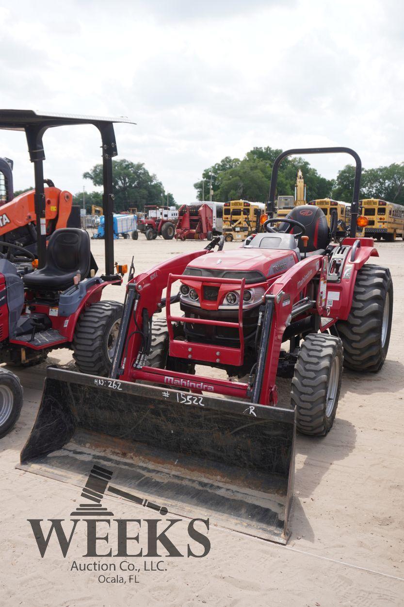 MAHINDRA 1626H W/LOADER