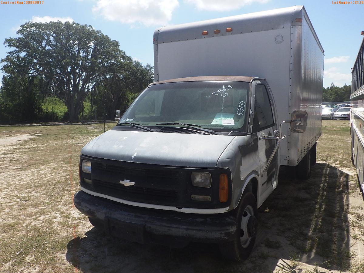 5-08130 (Trucks-Box)  Seller:Private/Dealer 2002 CHEV EXPRESS