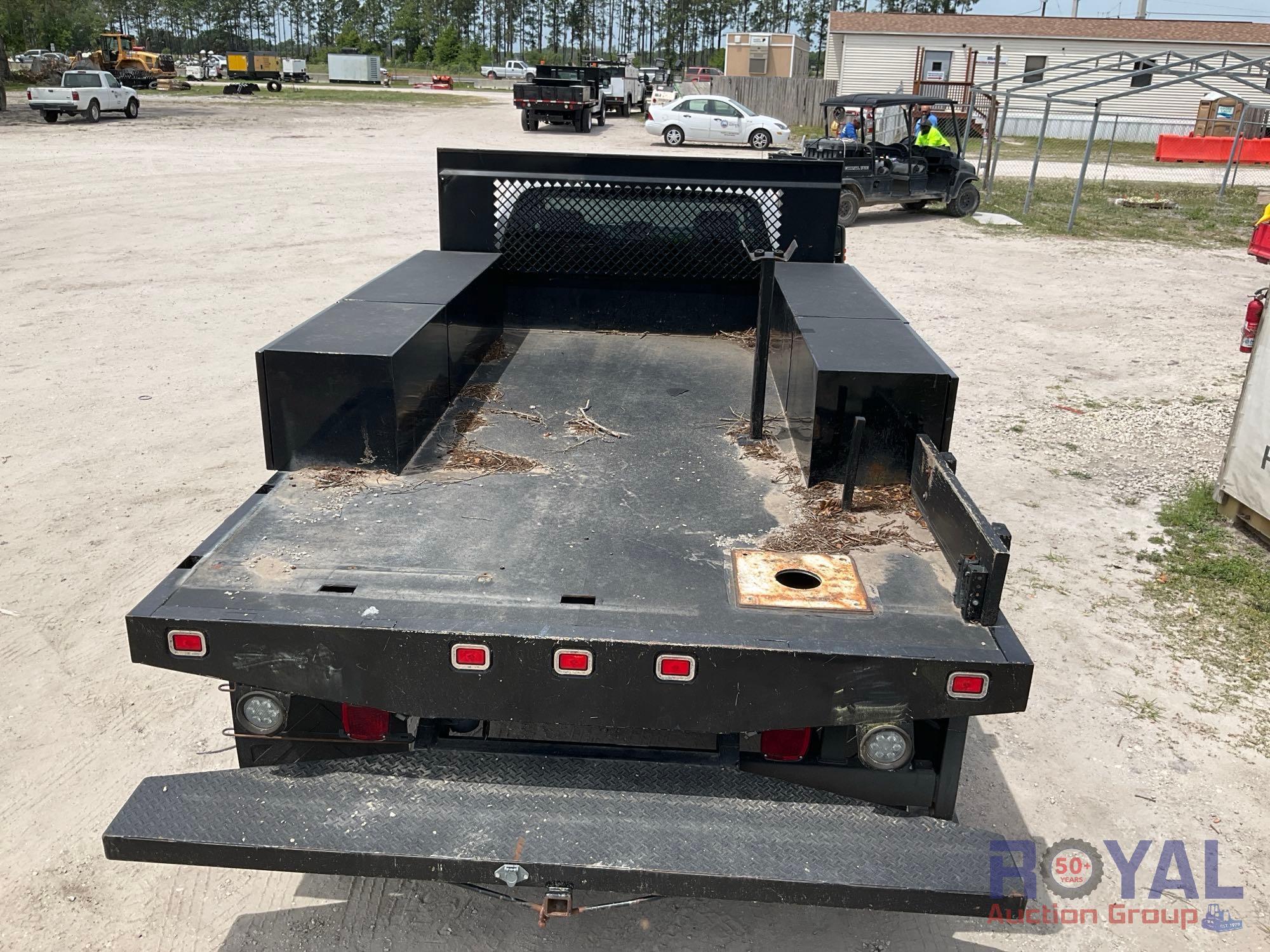 2013 Ford F350 Flatbed Truck