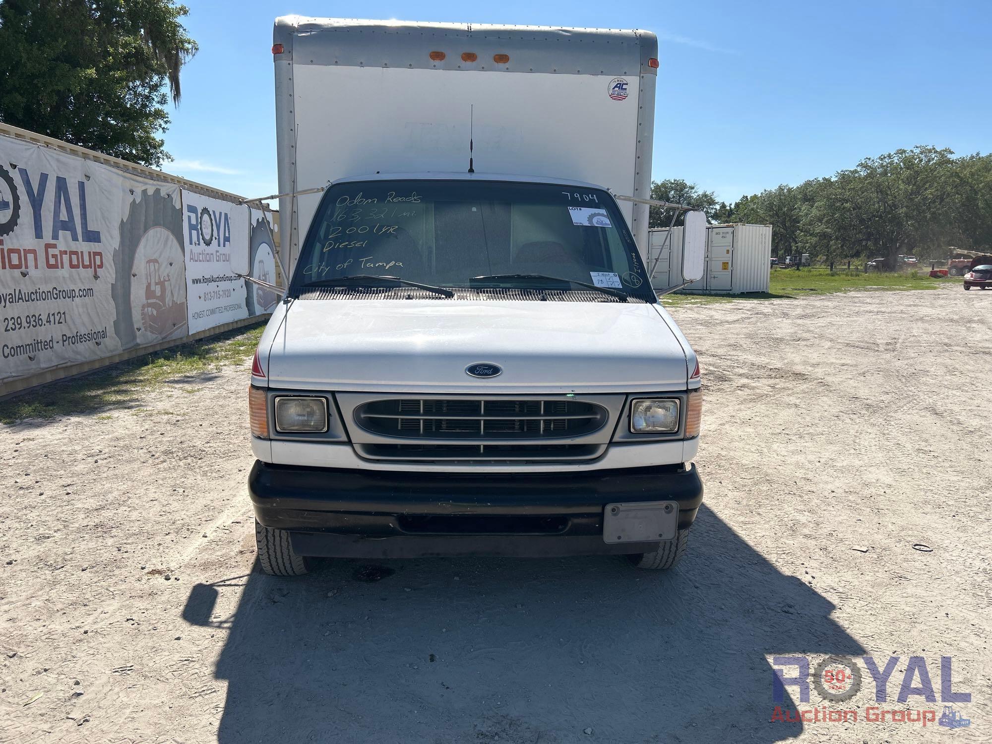 2001 Ford E450 Box Truck