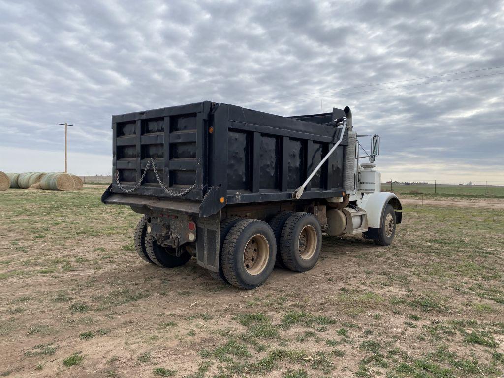 2004 Peterbilt Tandem Axle Dump Truck