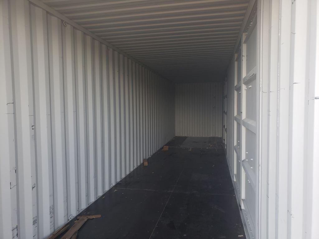 40' x 9'6" x 8' Shipping Container