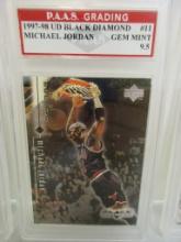 Micheal Jordan Chicago Bulls 1997-98 UD Black Diamond #11 graded PAAS Gem Mint 9.5