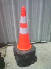 Quantity of 10 (Ten) Safety Cones