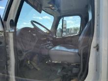 2007 Freightliner M2-106 4X2 LIFT-ALL LOM-50-1S