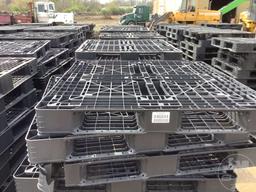 PLASTIC PALLETS 58