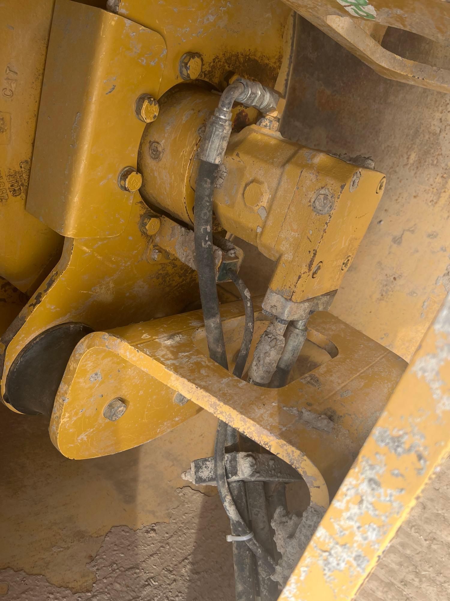 2013 CATERPILLAR CP56B PAD FOOT ROLLER