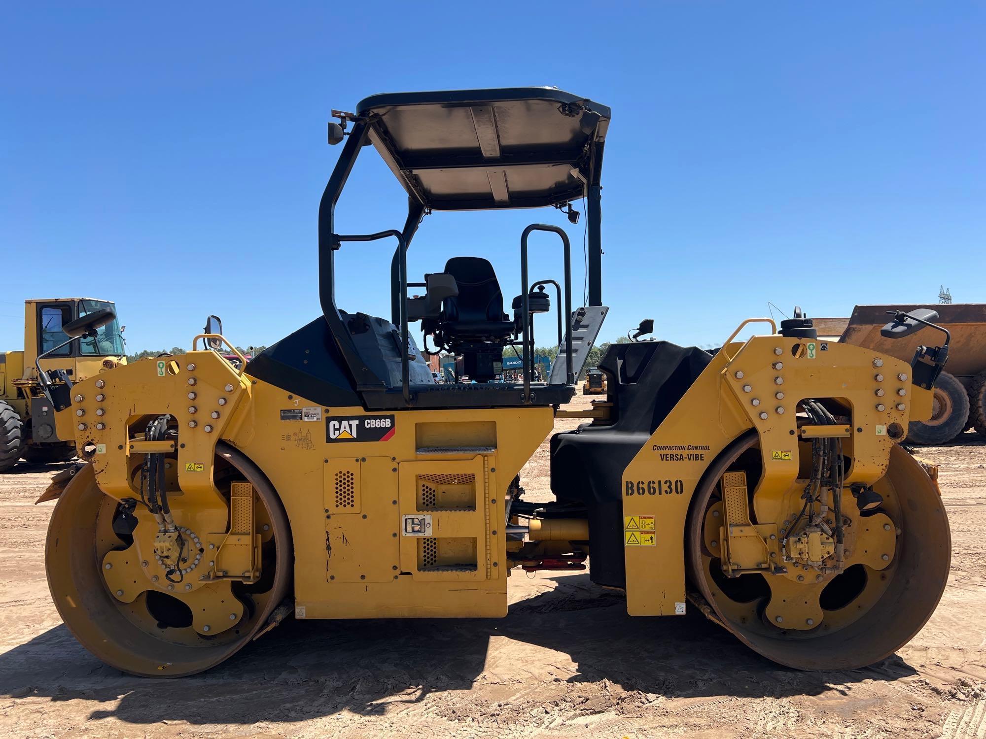 2017 CATERPILLAR CB66B DBL DRUM ROLLER