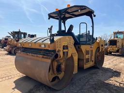 2018 CATERPILLAR CB66B DOUBLE DRUM ROLLER