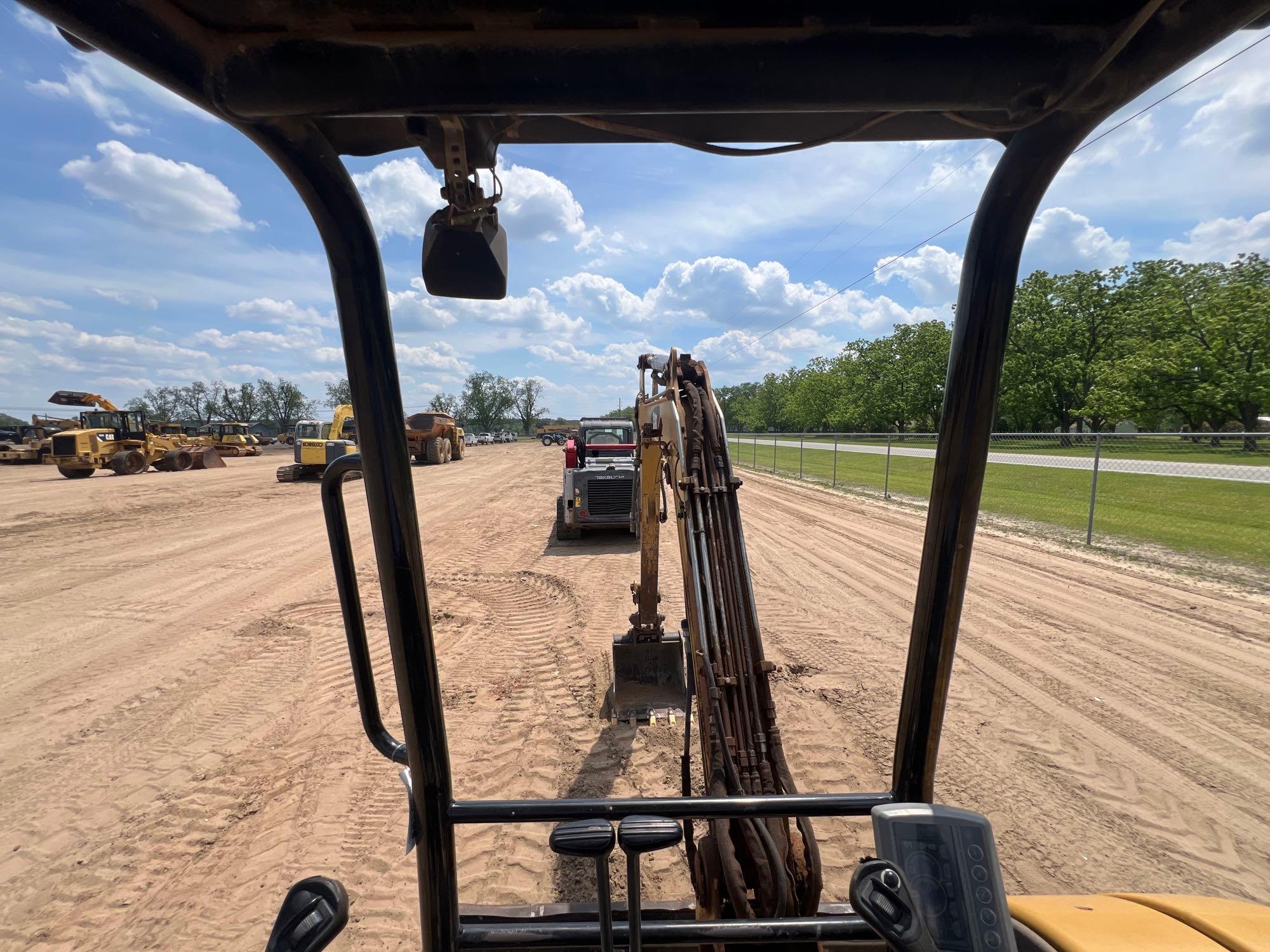 2013 CATERPILLAR 304E CR EXCAVATOR