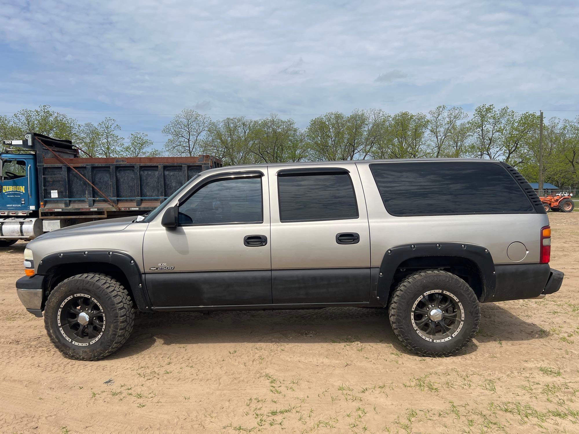 2000 CHEVROLET 2500 SUBURBAN