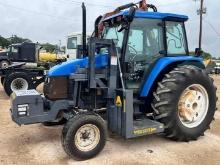 NEW HOLLAND TRACTOR