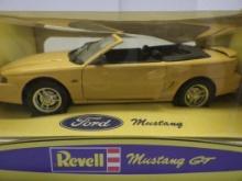 REVELL Mustang GT