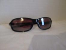 Maui Jim MJ-107-07 Ladies Sunglasses in Case with Cleaning Cloth