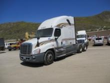 2019 Freightliner Cascadia T/A Truck Tractor,