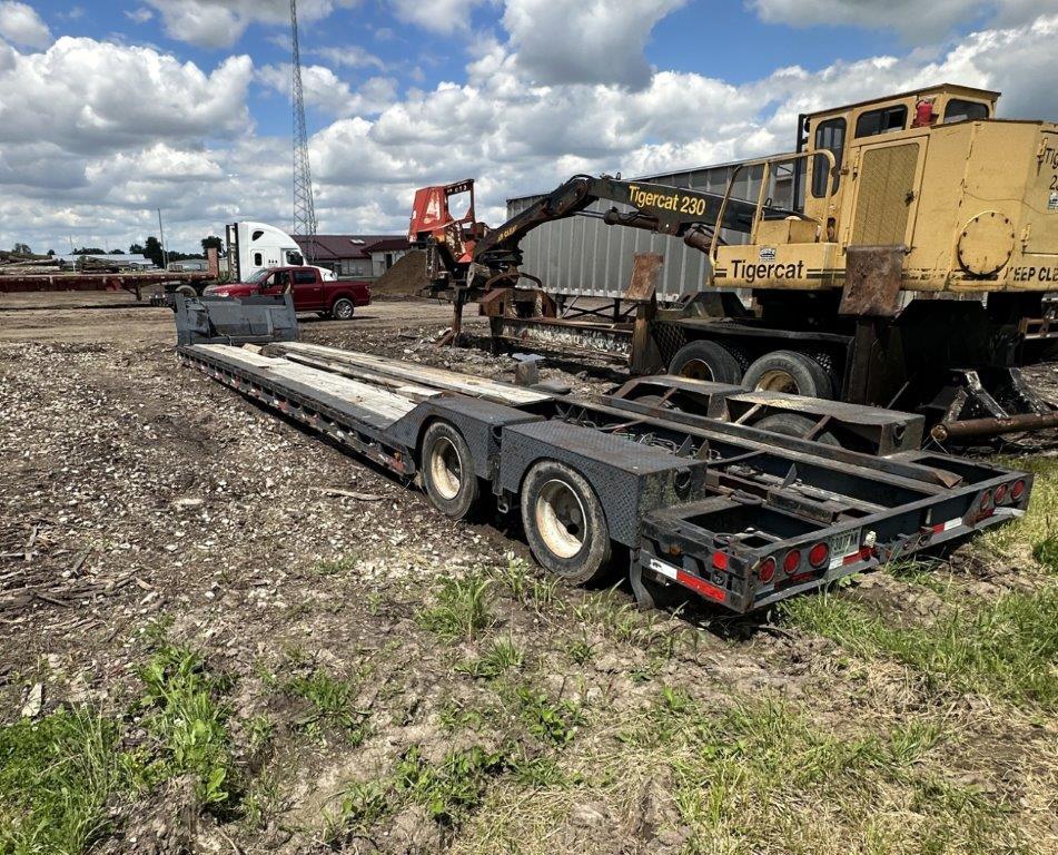 2001 Waltron 54' Tandem Axle, Detachable Lowboy Trailer, 102" W x 30' Deck