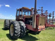Versitle 850 Tractor