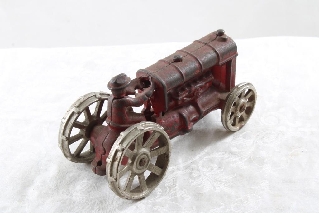 Arcade Fordson Cast Iron Tractor