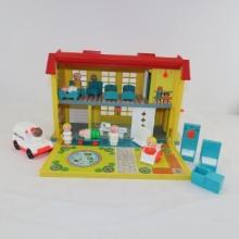 Fisher Price Play Family Children's Hospital #931