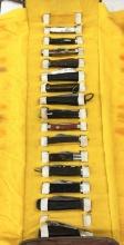 LOT OF 15 USA & GERMAN POCKET KNIVES IN KNIFE ROLL