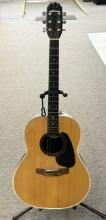 APPLAUSE ACOUSTIC GUITAR