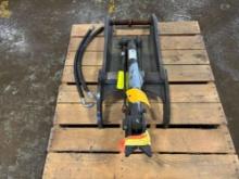 Sany SY50 MP Hydraulic Thumb