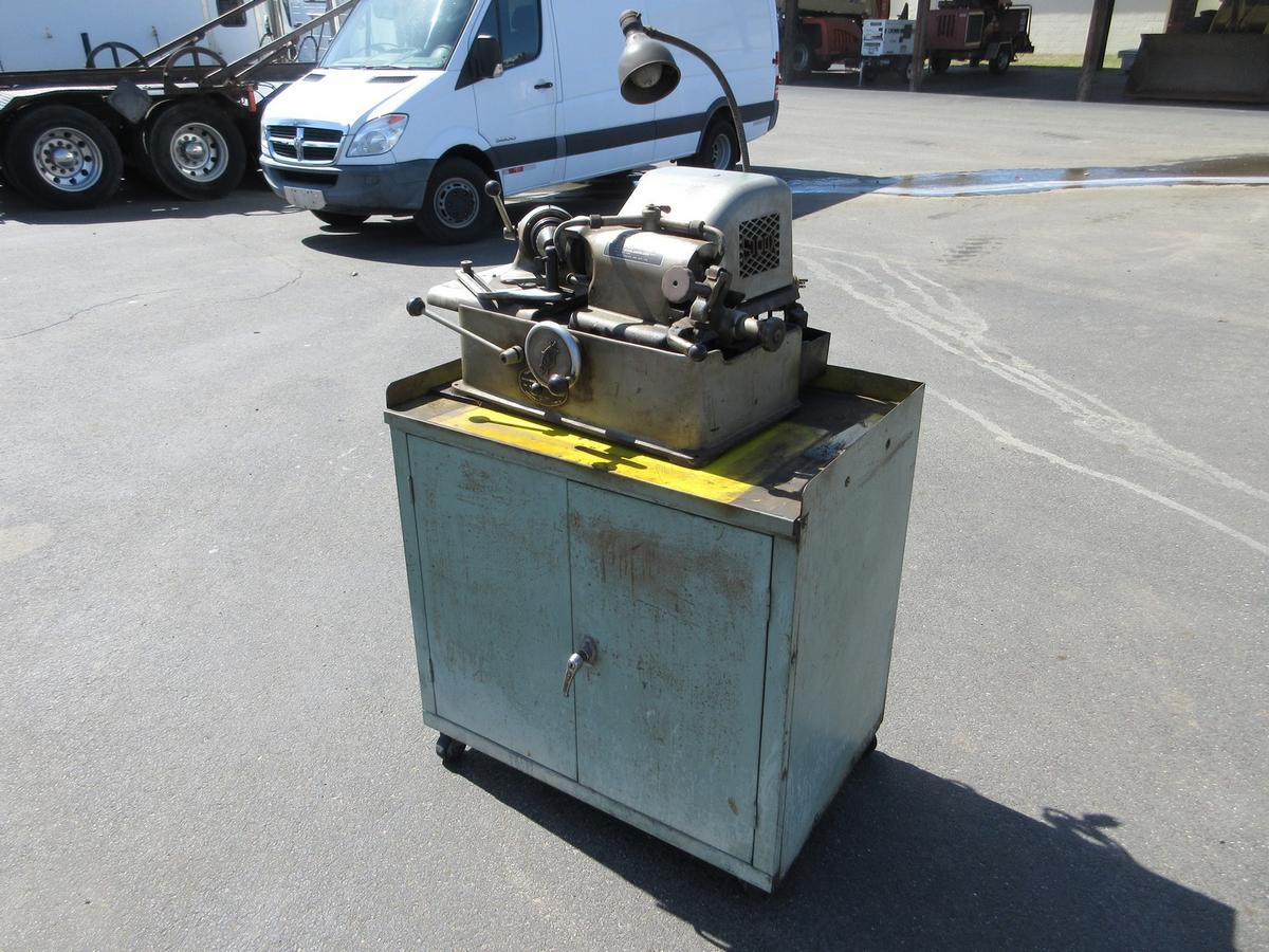 Sioux 645L Valve Face Grinding Machine