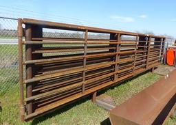 8 24' FREESTANDING HD  PANELS W/1 HAVING 12' GATE