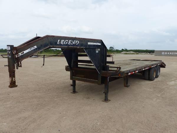 LEGEND GOOSENECK 2006 FLATBED 25' X 101" W/RAMPS