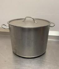 STAINLESS STEEL 18X12 POT WITH LID