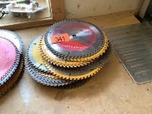 Approximately 25 - 10" Saw Blades