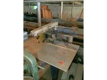 DeWalt Radial Arm Saw