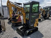 H13R MINI EXCAVATOR W/CAB