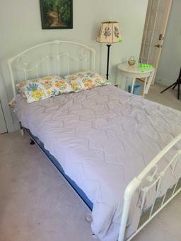 Full Size Bed $10 STS