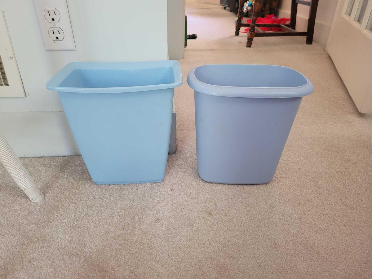 Bathroom Trash Cans $1 STS