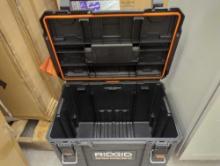RIDGID 2.0 Pro Gear System 25 in. All Terrain Rolling Tool Cart, Appears to be Used And Is Broken,