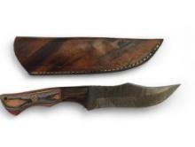 Handmade Damascus steel knives with custom wood, bone, horn or resin handles. The knives are made