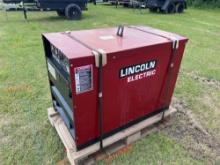 LINCOLN DC600 WELDER SN:AC606581 electric powered, equipped with 600AMPS.