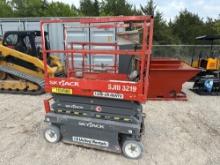SKYJACK SJ3219 SCISSOR LIFT SN:22061575 electric powered, equipped with 19ft. Platform height, slide