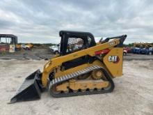 2018 CAT 299D2 RUBBER TRACKED SKID STEER SN:DY906701 powered by Cat diesel engine, equipped with