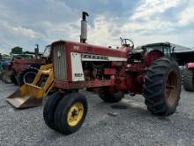 9906 International 706 Gas Tractor