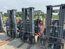 HELI CPYD32C-KU1H FORKLIFT, 14.7 HRS ON METER  LP GAS ENGINE, OROPS, 3-STAG