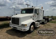 1997 INTERNATIONAL 9200 TRUCK TRACTOR, 1 million + miles  60" SLEEPER, CUMM