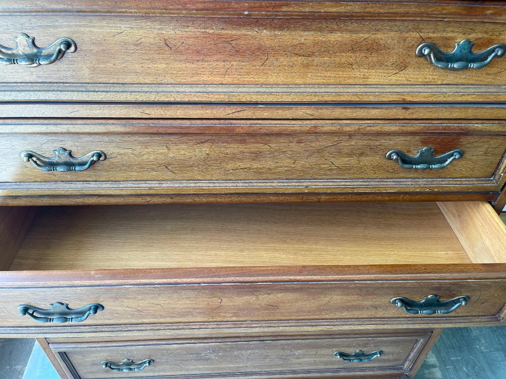 Walnut Chest of Drawers w/Seven Drawers