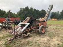 NEW IDEA 324 2 ROW CORN PICKER