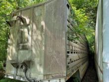 1976 Barrett alum box pot belly cattle trailer