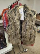 Fabulous Furs Faux Vest Sz XL