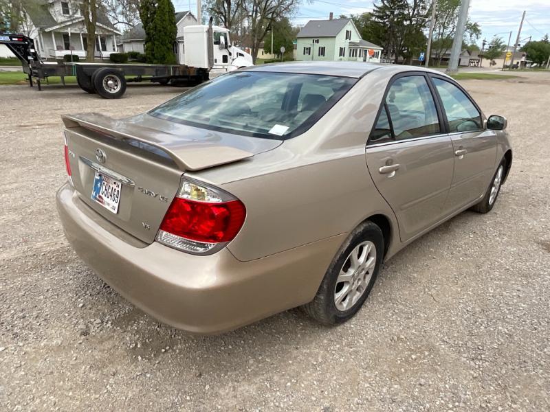 2005 Toyota Camry XLE