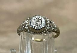 14 K White Gold Ladies Diamond Ring